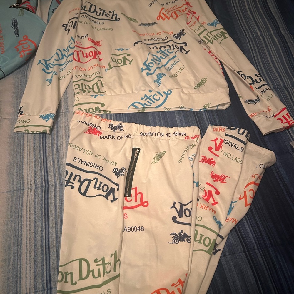 Von Dutch White and Multicolor Logo Tracksuit